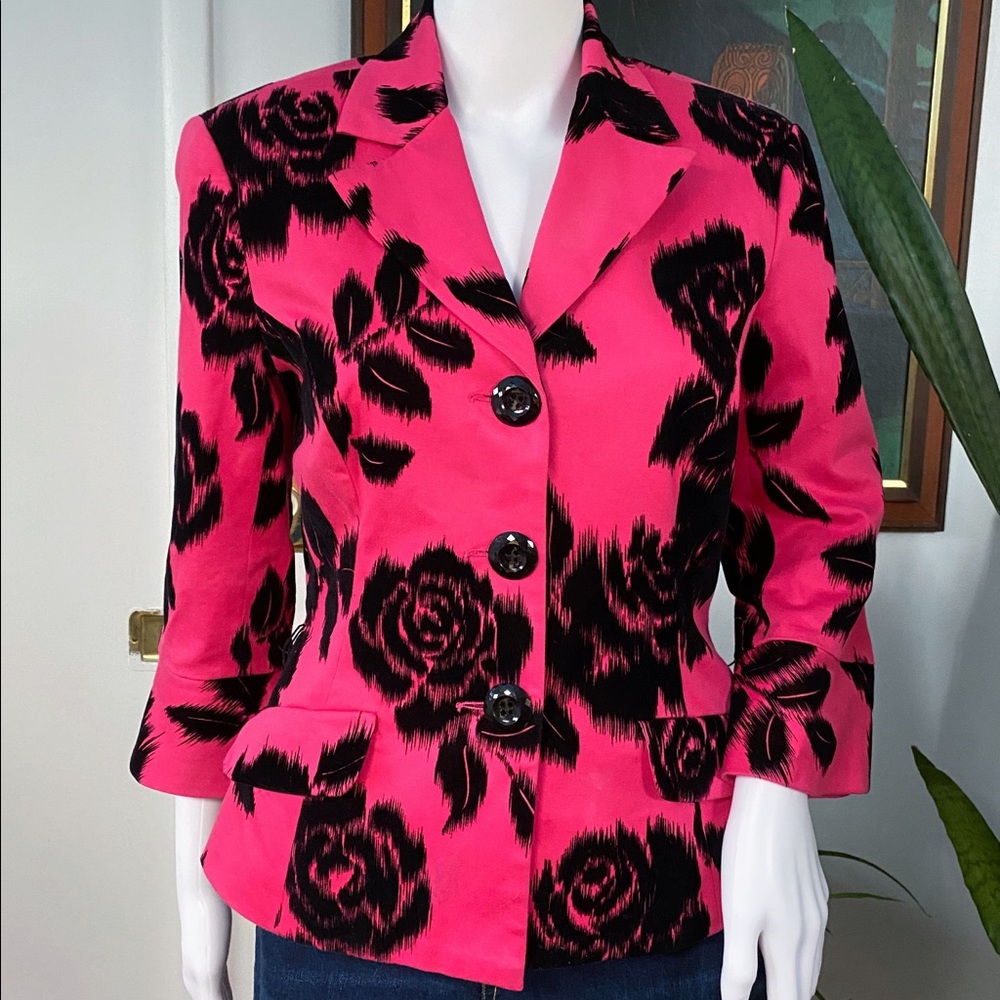 TRINA TURK hot pink blazer black roses sz 8